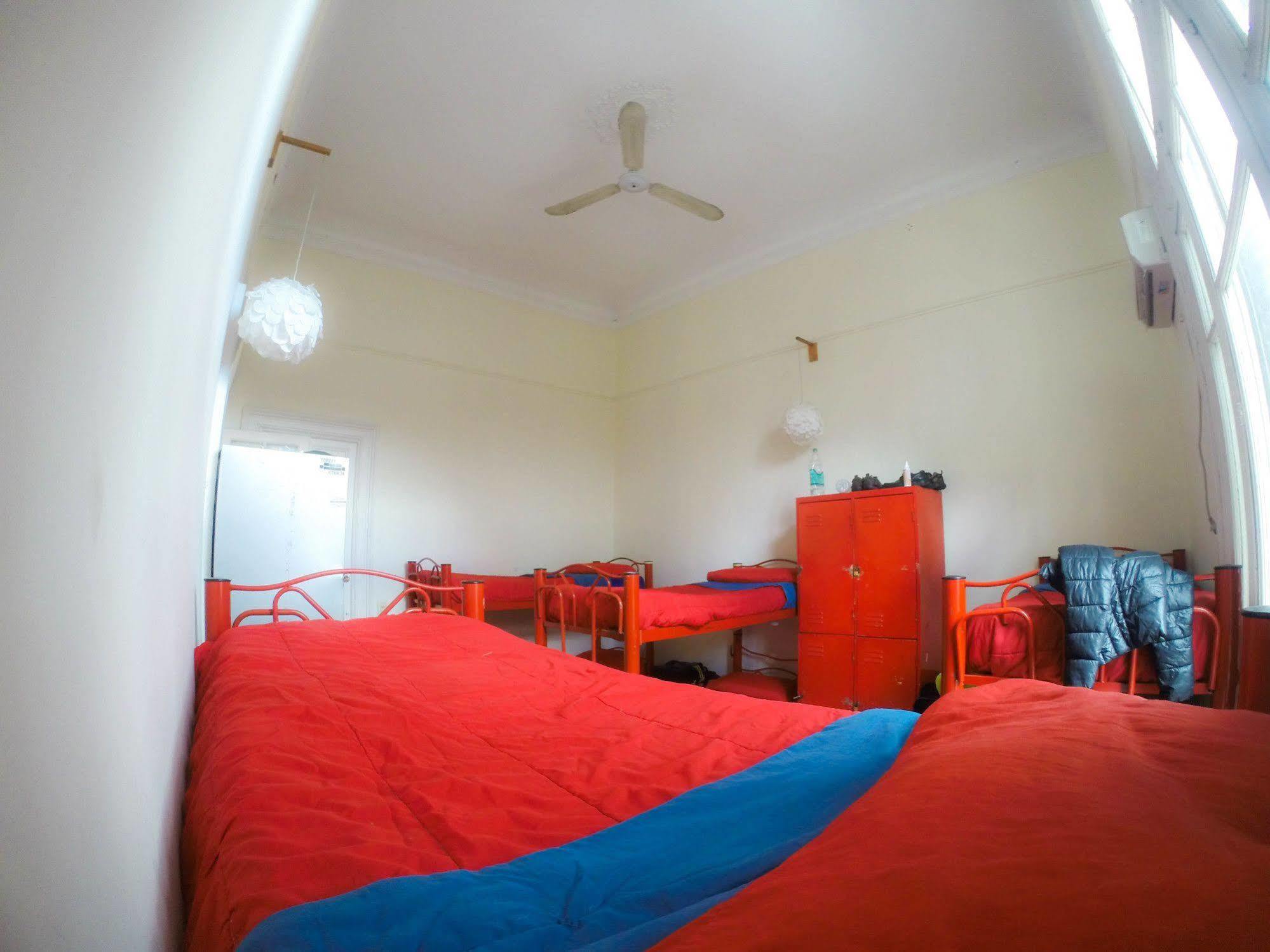 Hostel Inn Буэнос-Айрес Экстерьер фото